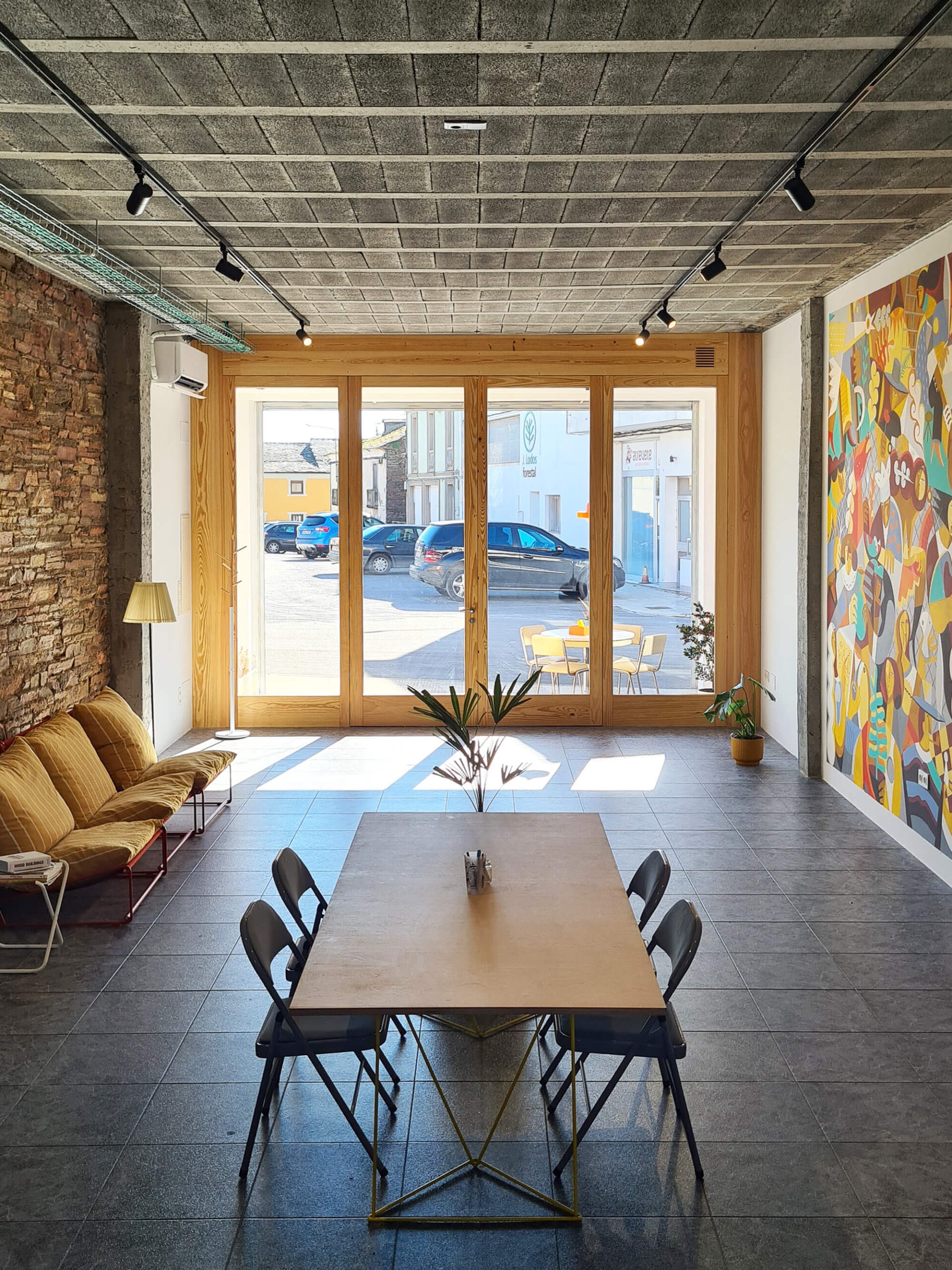 zona de trabajo moran taller de arquitectura, mural,